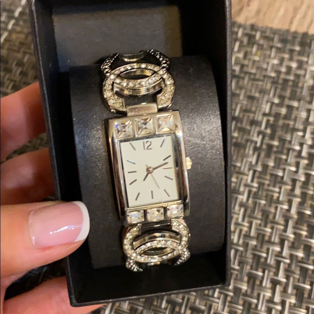 FMD Adjustable Bedazzled Fashion Watch